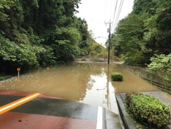 台風21号のきずあと